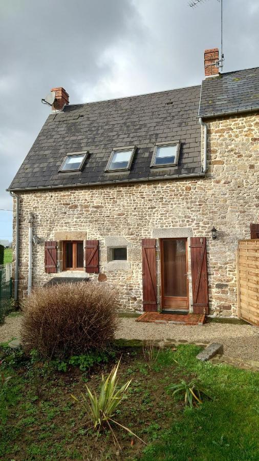 Gite La Mer, A La Campagne En Normandie, Proche Du Mont St Michel Lolif Εξωτερικό φωτογραφία