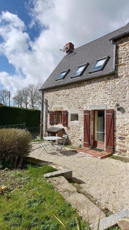 Gite La Mer, A La Campagne En Normandie, Proche Du Mont St Michel Lolif Εξωτερικό φωτογραφία